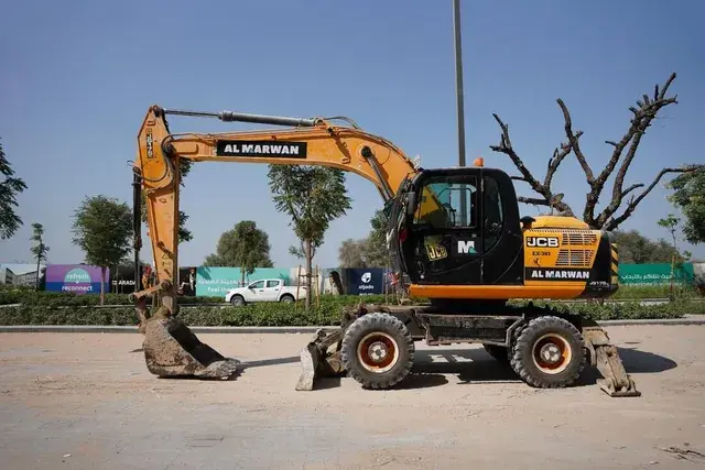 Grab a Deal 2017 JCB JS175 Wheel Excavator