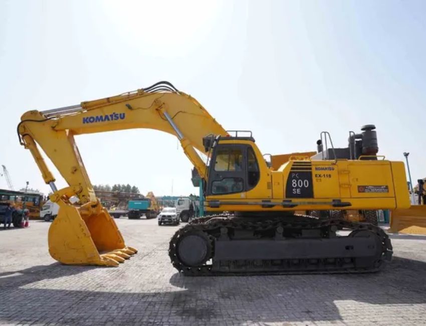 Claim 2002 Komatsu PC800SE-6 Track Excavator