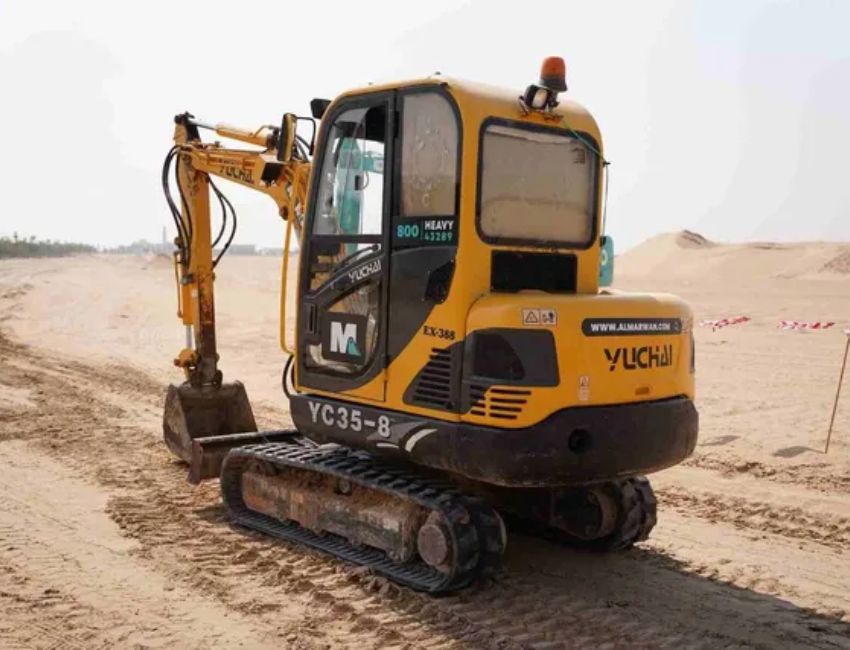 In Offer 2017 Yuchai YC35-8 Mini Excavator