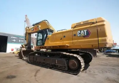2022_cat_395_excavator_rear_left_view-1