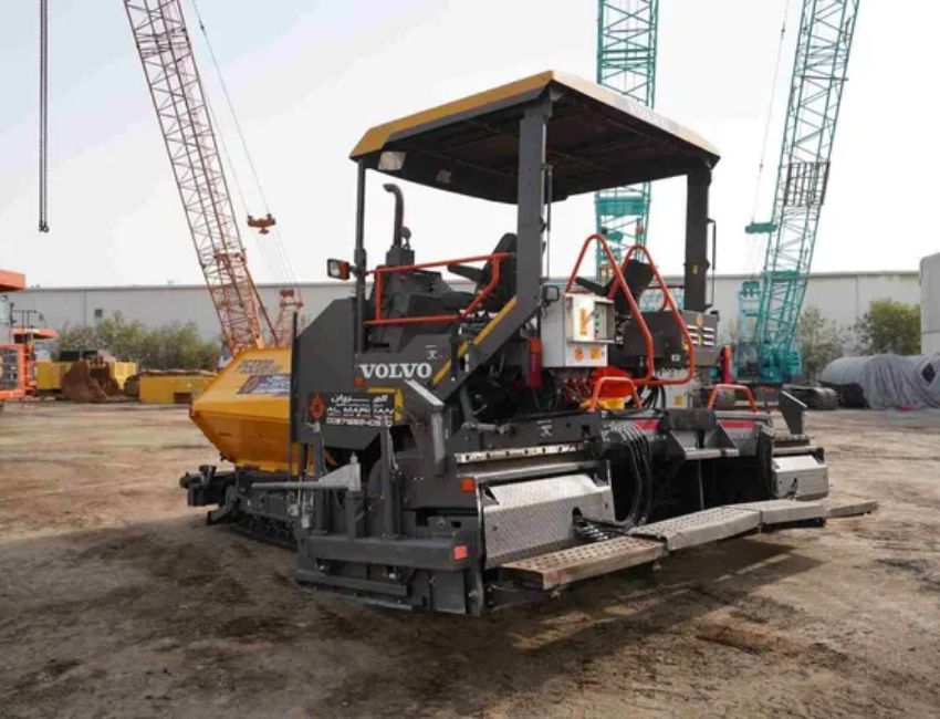 Grab 2025 Volvo P5320B ABG Track Paver