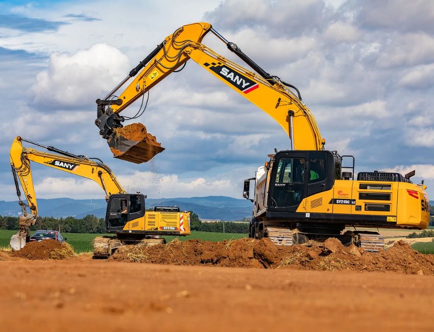 Get SANY SY215C LC Medium Excavator