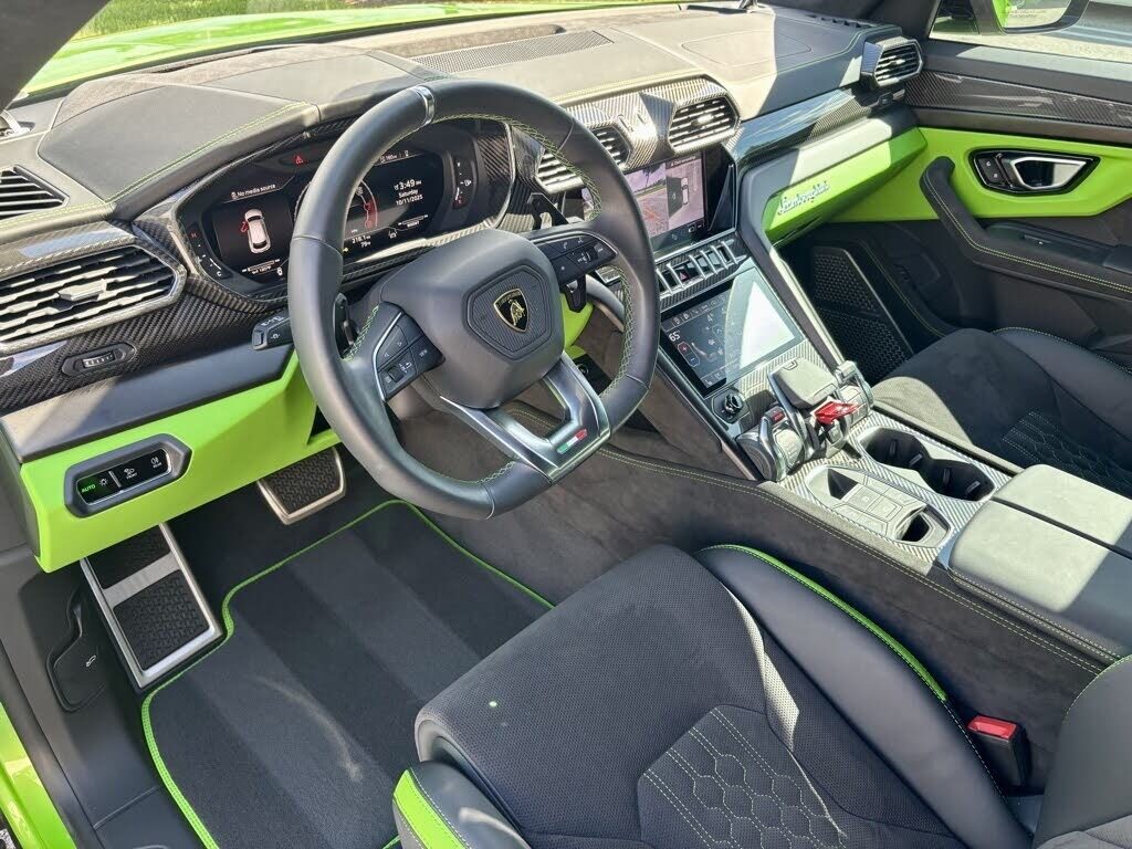 Lamborghini Urus S AWD 2024 Low Kilometer