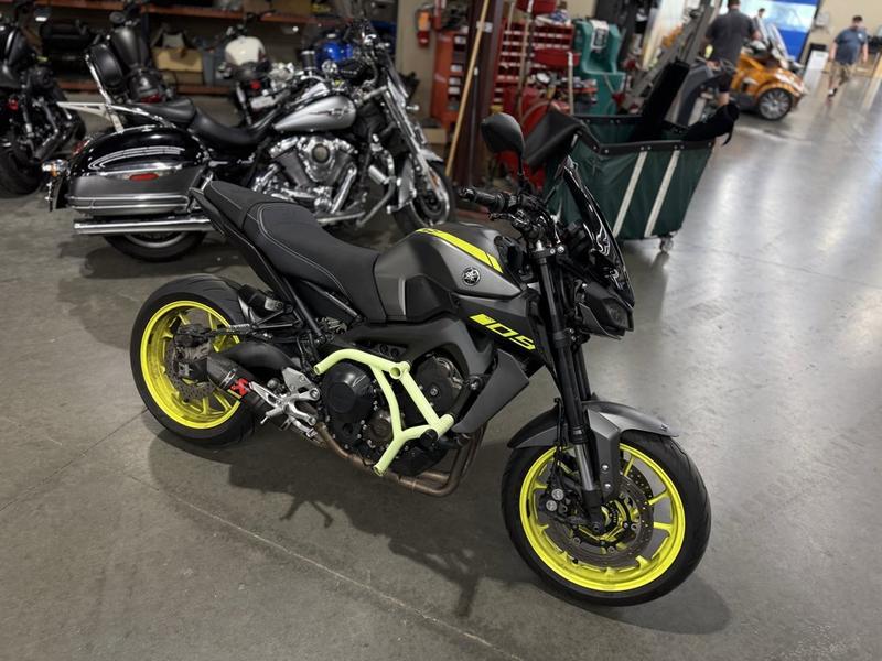 2018 Yamaha MT-09 WhatsApp +17203061962