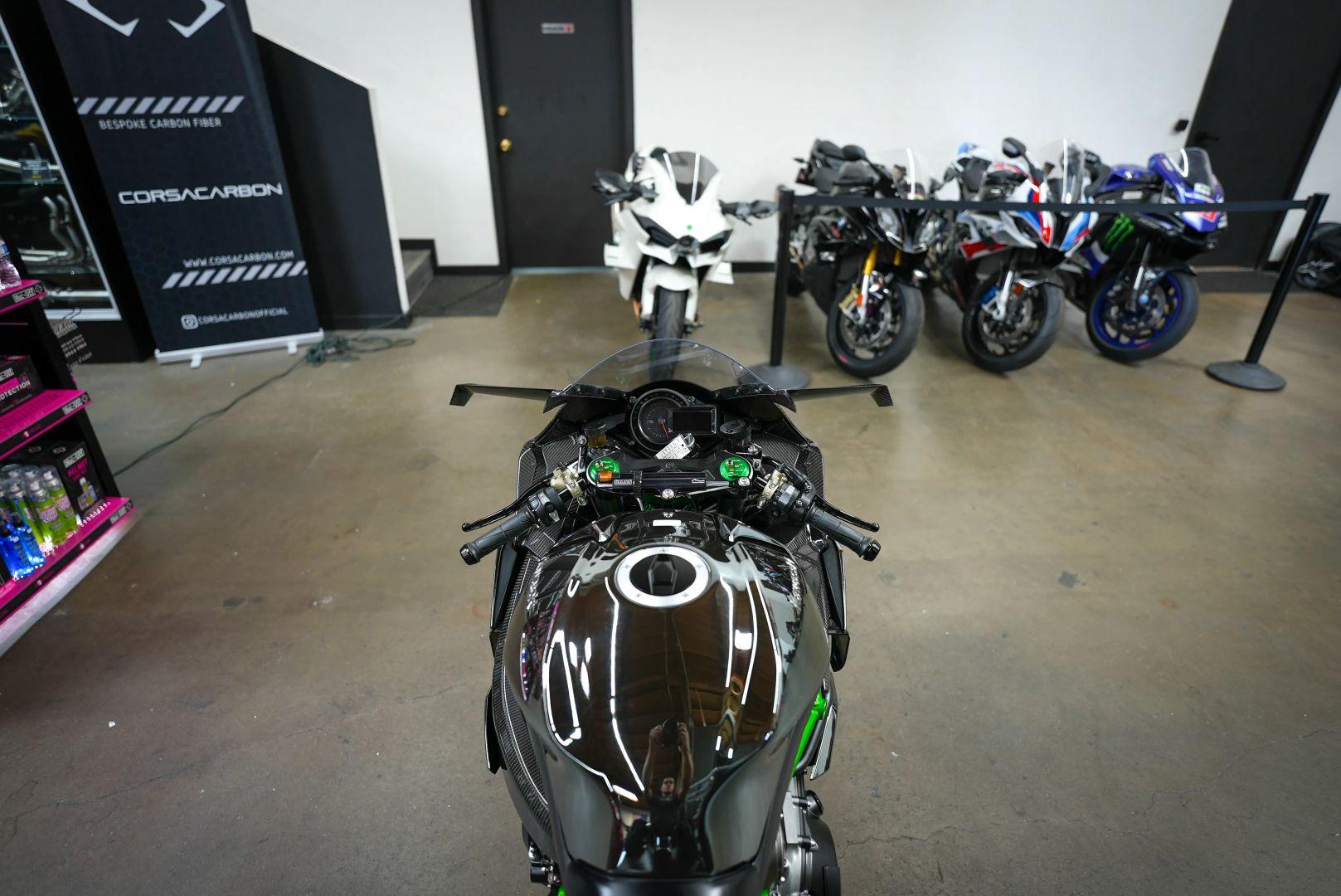 2015 Kawasaki Ninja H2R WhatsApp +17203061962